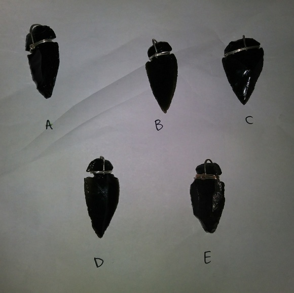 Sterling silver, obsidian arrowhead - Picture 1 of 3